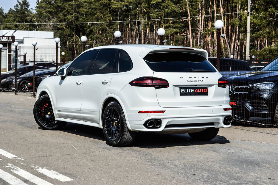 Продам Porsche Cayenne GTS 2017 года в Киеве