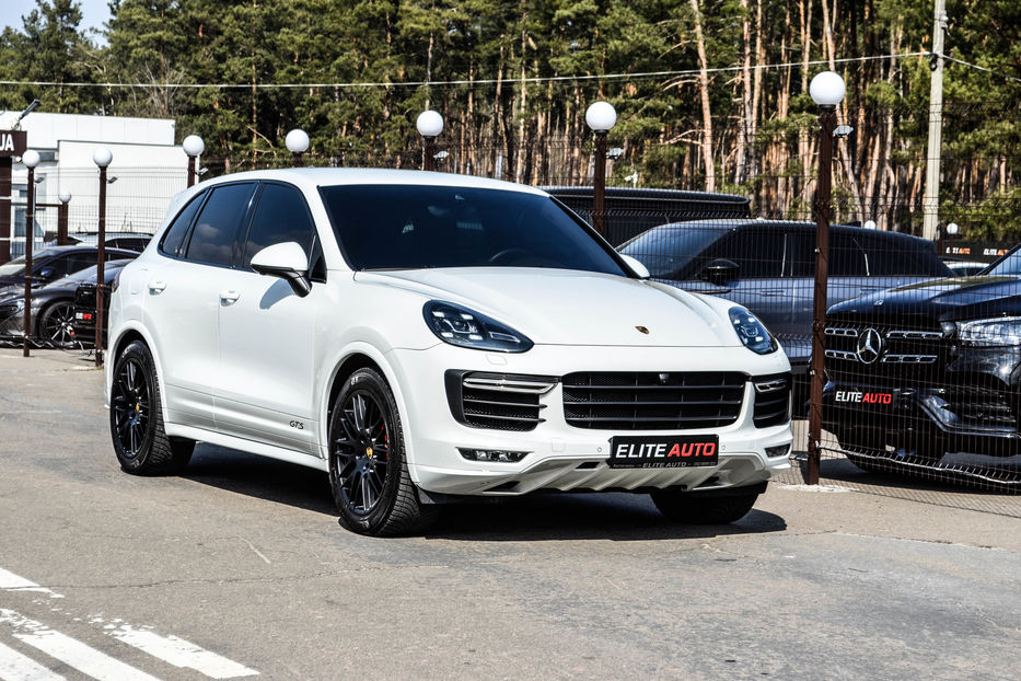 Продам Porsche Cayenne GTS 2017 года в Киеве