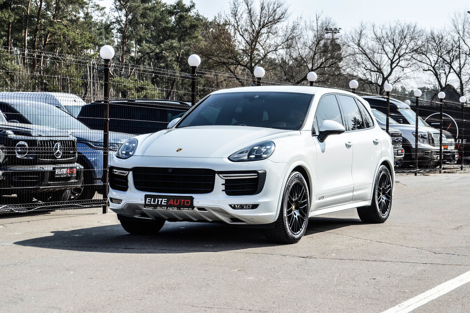 Продам Porsche Cayenne GTS 2017 года в Киеве