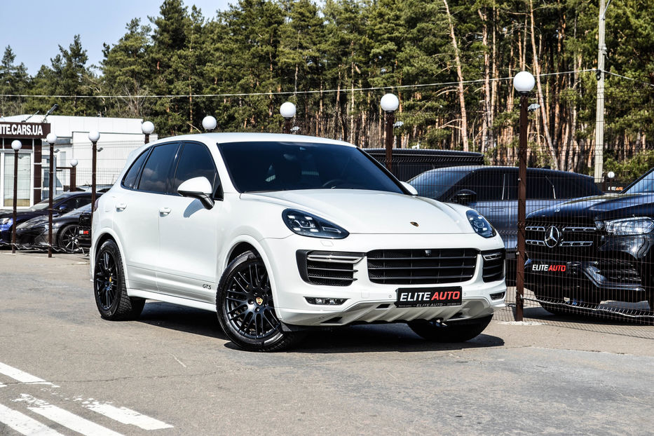 Продам Porsche Cayenne GTS 2017 года в Киеве