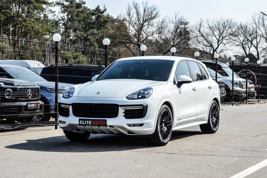 Продам Porsche Cayenne GTS 2017 года в Киеве