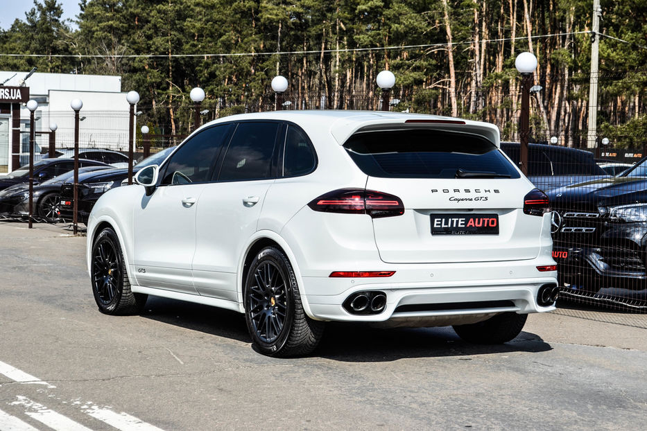 Продам Porsche Cayenne GTS 2017 года в Киеве