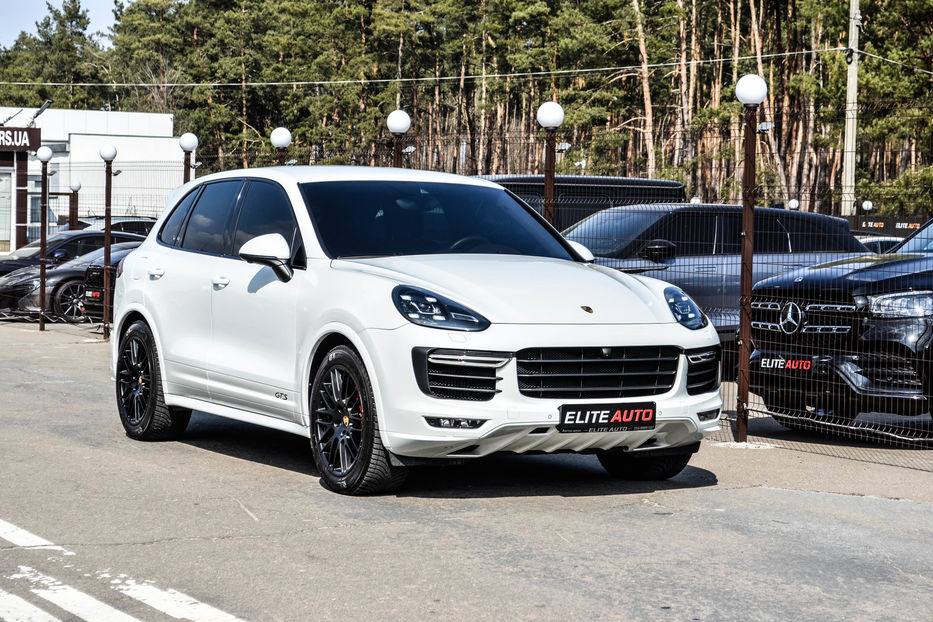 Продам Porsche Cayenne GTS 2017 года в Киеве