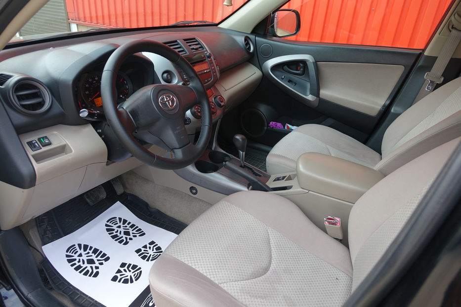 Продам Toyota Rav 4 2006 года в Одессе