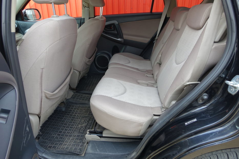 Продам Toyota Rav 4 2006 года в Одессе