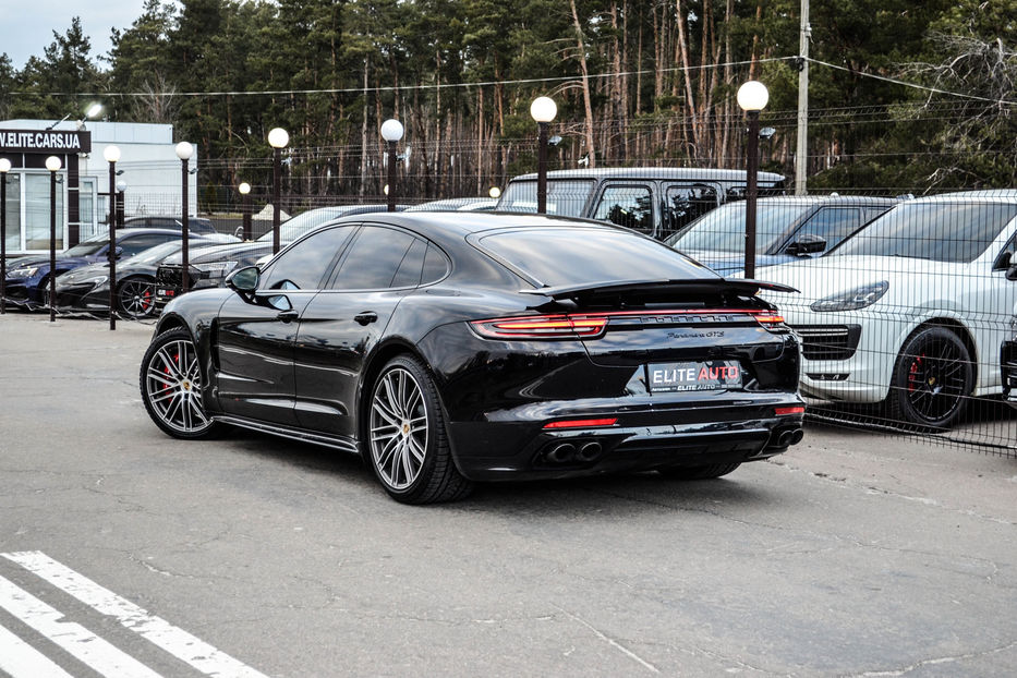 Продам Porsche Panamera GTS 2018 года в Киеве