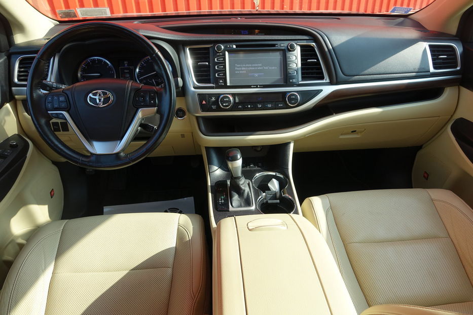 Продам Toyota Highlander MAXIMAL AWD 2015 года в Одессе