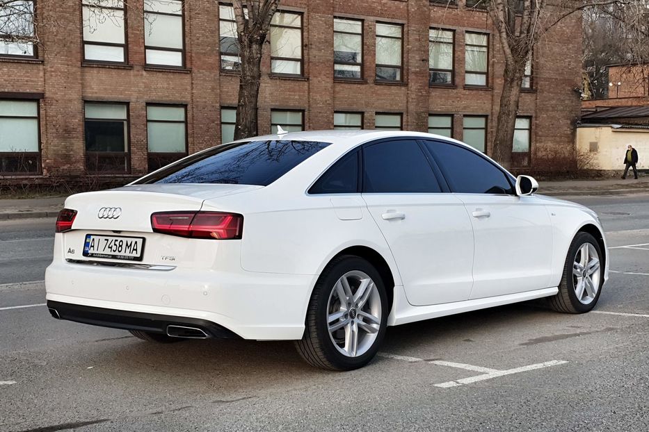 Продам Audi A6 S-Line OFFICIAL 2015 года в Киеве