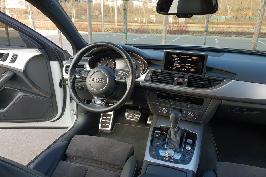 Продам Audi A6 S-Line OFFICIAL 2015 года в Киеве
