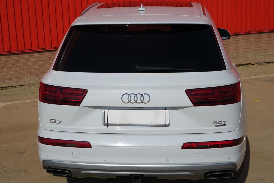 Продам Audi Q7 PREMIUM 2016 года в Одессе