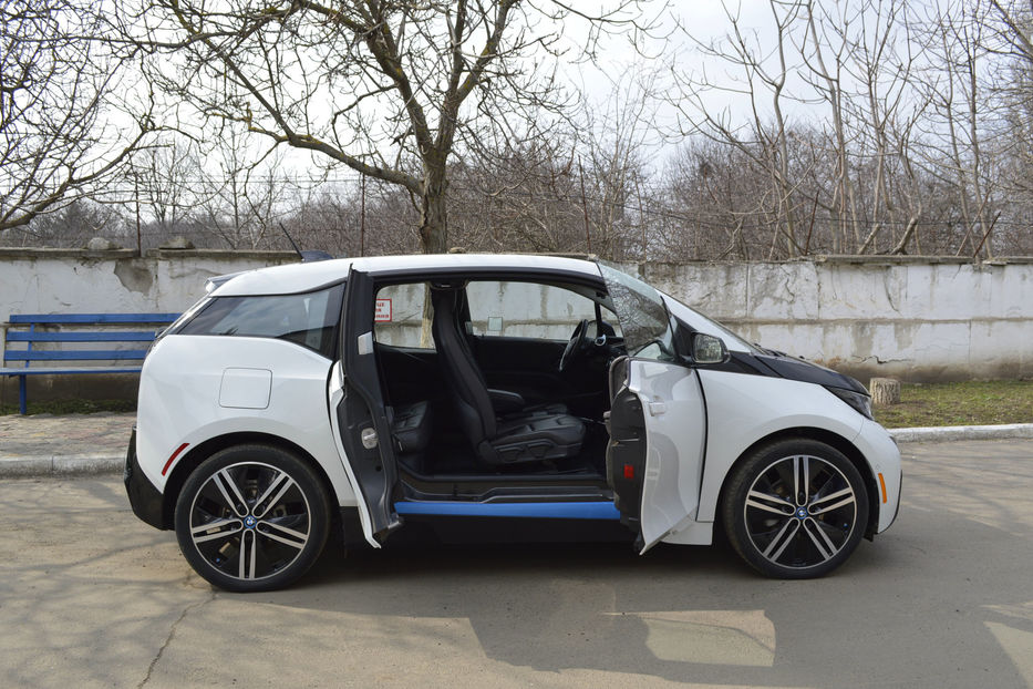 Продам BMW I3 TERA 2017 года в Одессе