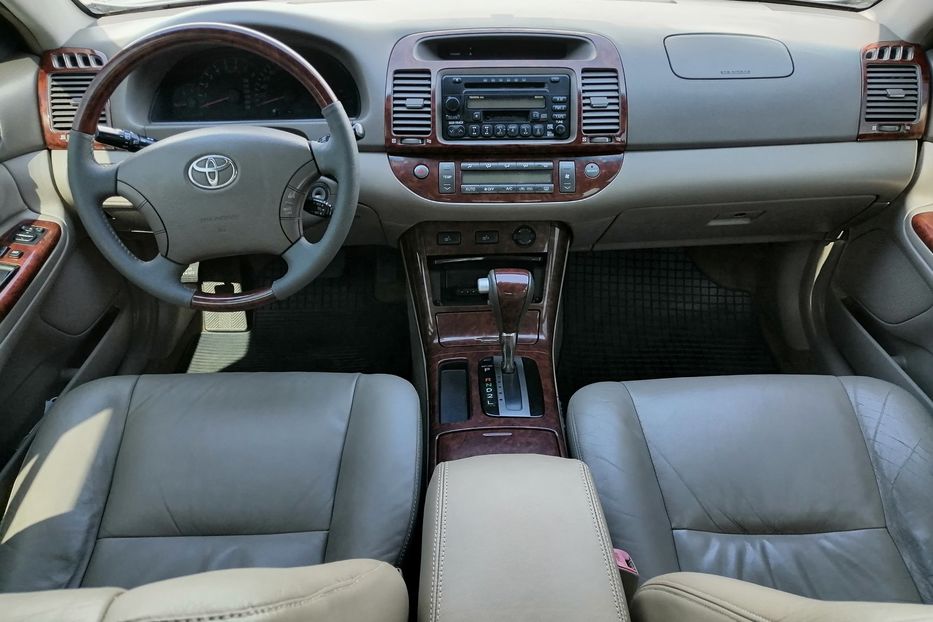 Продам Toyota Camry 30 2.4і 2005 года в Одессе