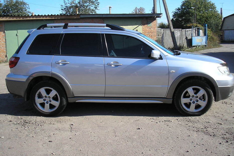 Продам Mitsubishi Outlander 2.4 AT 2005 года в г. Нежин, Черниговская область