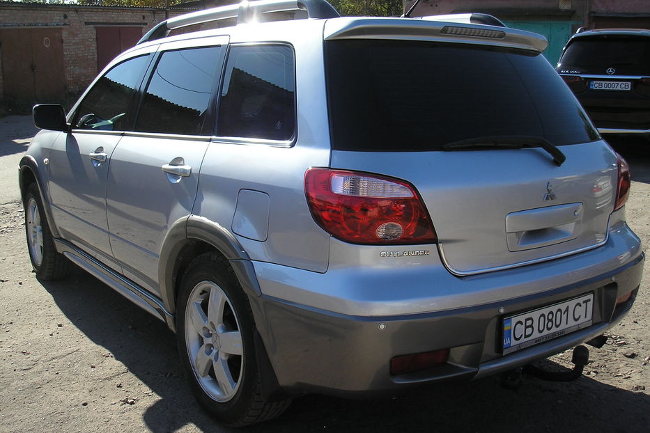 Продам Mitsubishi Outlander 2.4 AT 2005 года в г. Нежин, Черниговская область