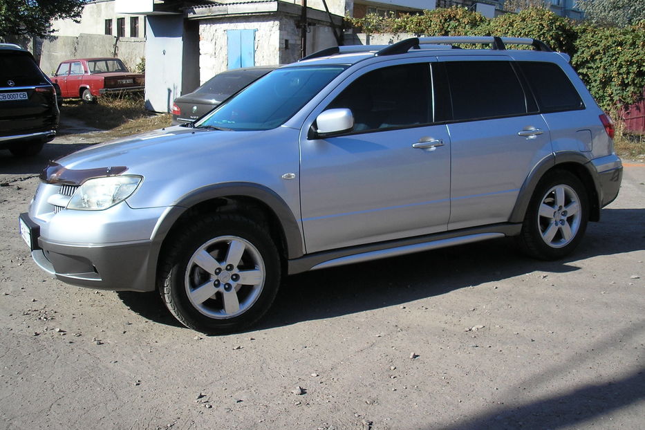 Продам Mitsubishi Outlander 2.4 AT 2005 года в г. Нежин, Черниговская область