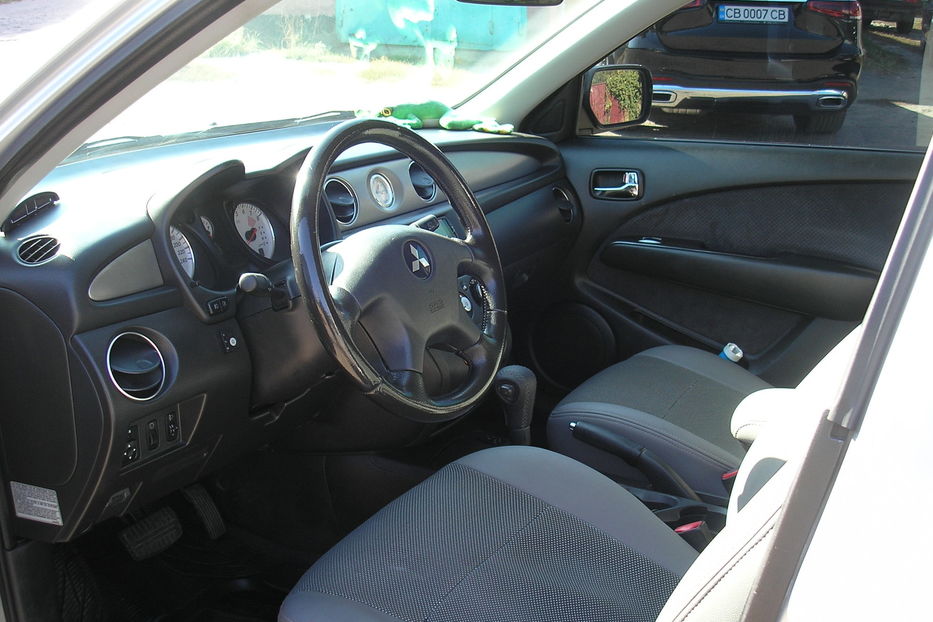 Продам Mitsubishi Outlander 2.4 AT 2005 года в г. Нежин, Черниговская область