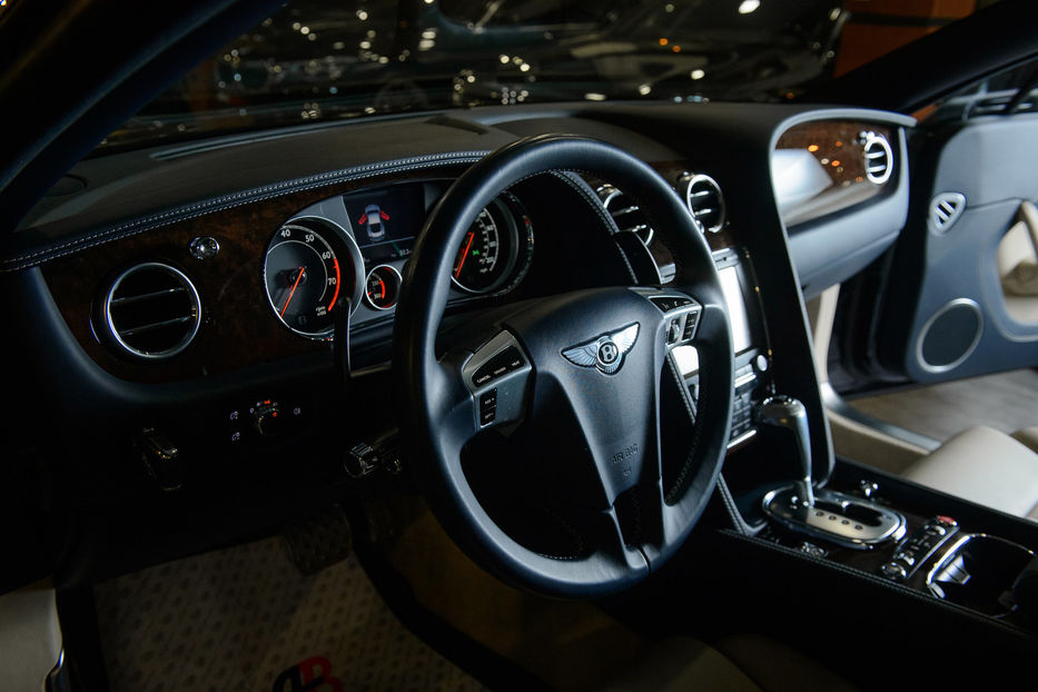 Продам Bentley Continental GT 2012 года в Одессе
