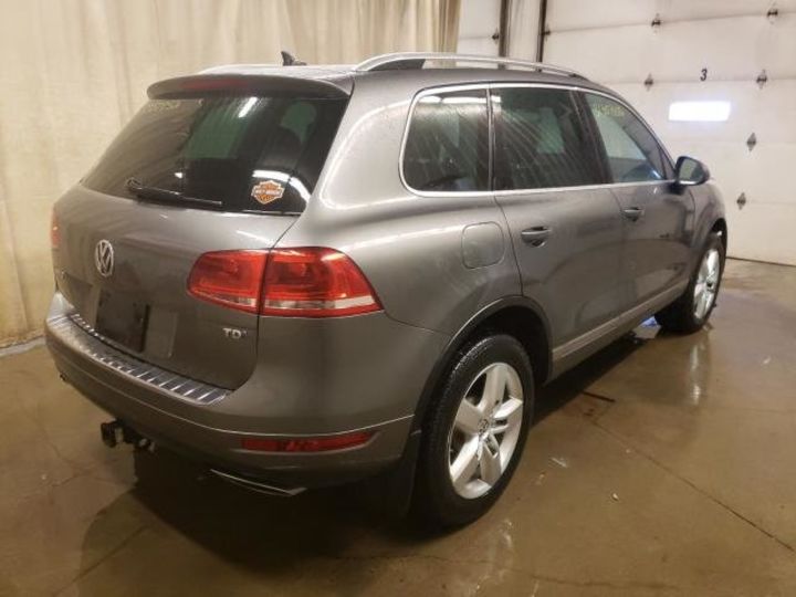 Продам Volkswagen Touareg V6 TDI 2014 года в Черновцах