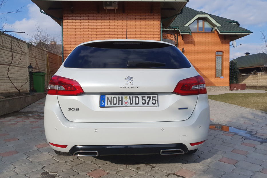 Продам Peugeot 308 88kw/120 2015 года в Житомире