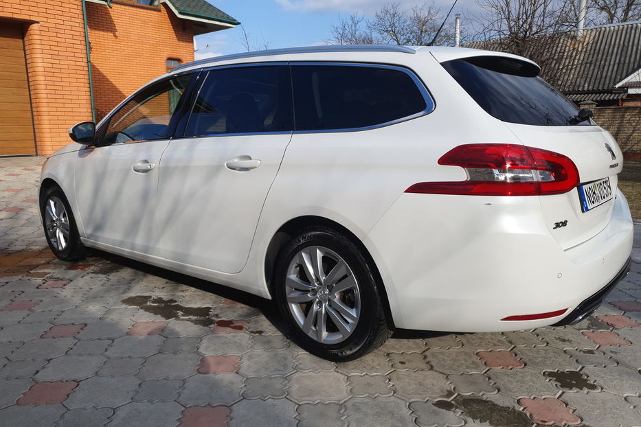 Продам Peugeot 308 88kw/120 2015 года в Житомире