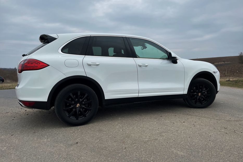 Продам Porsche Cayenne 2013 года в Черновцах