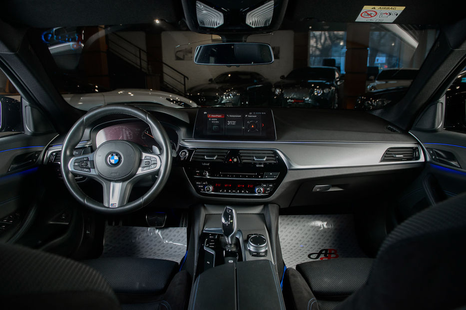 Продам BMW 520 M Package 2019 года в Одессе