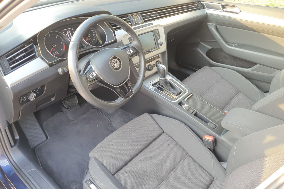 Продам Volkswagen Passat B8 Comfortline 2.0 TDI DSGWebasto 2016 года в Житомире