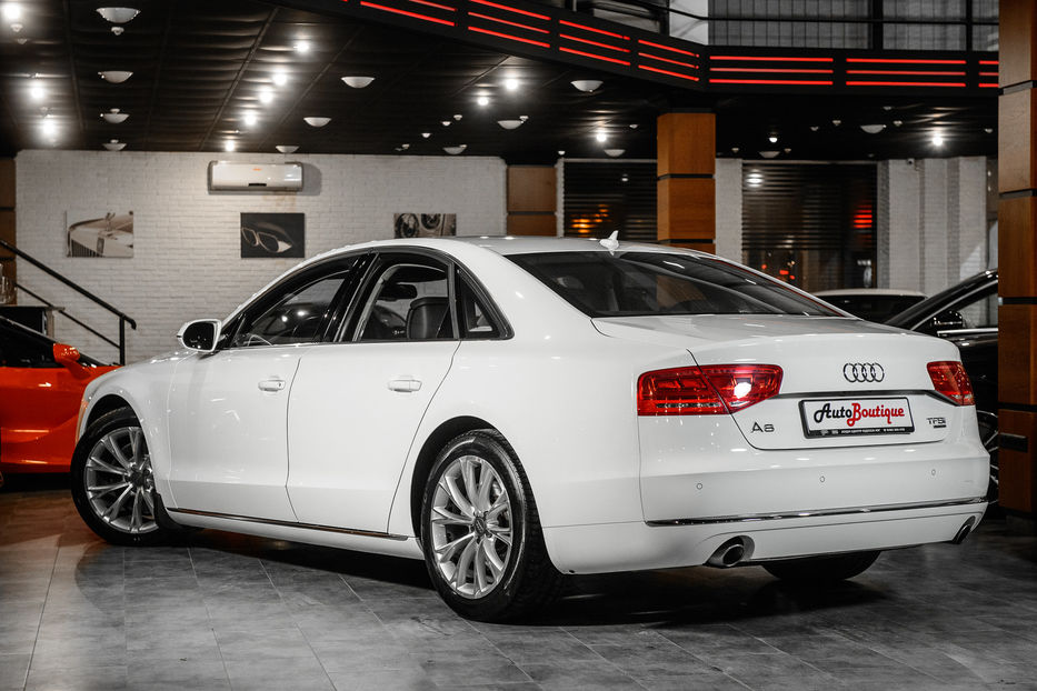 Продам Audi A8 2011 года в Одессе