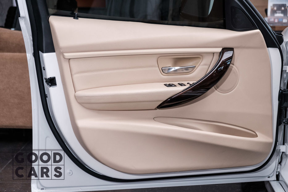 Продам BMW 330 Activehybrid 2013 года в Одессе