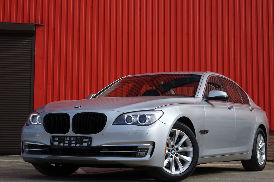 Продам BMW 740 2013 года в Одессе