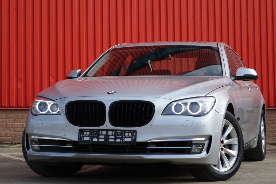 Продам BMW 740 2013 года в Одессе