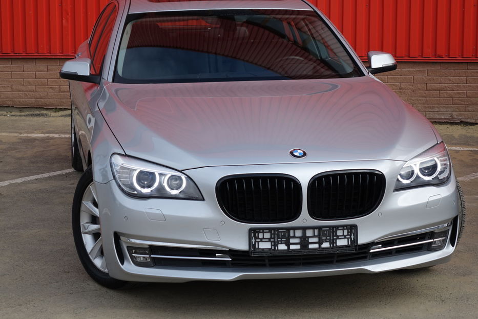 Продам BMW 740 2013 года в Одессе