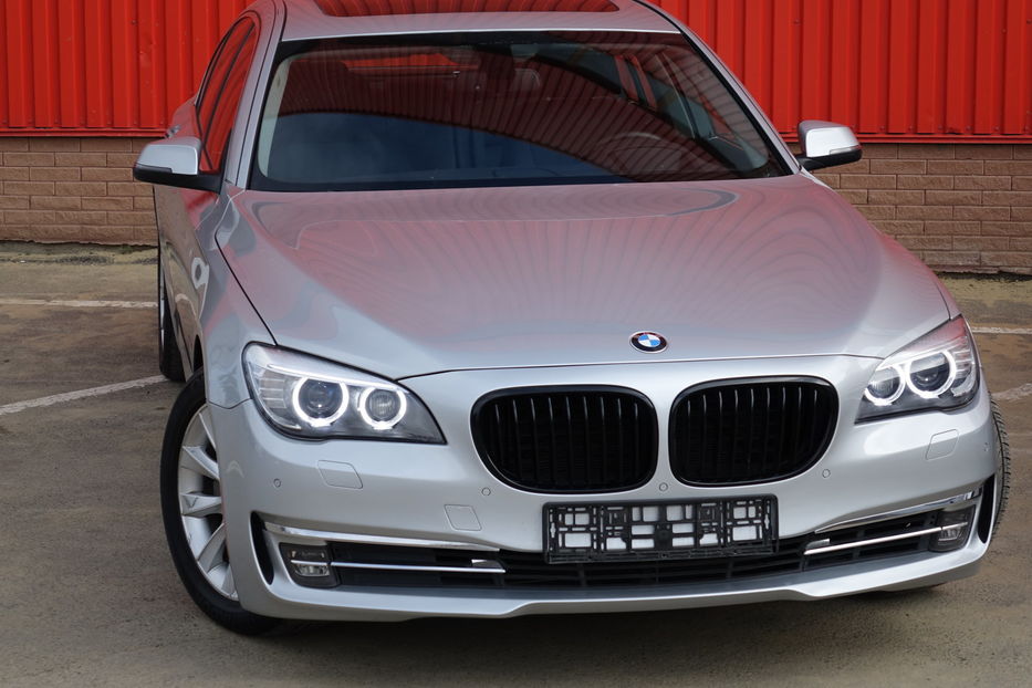 Продам BMW 740 2013 года в Одессе