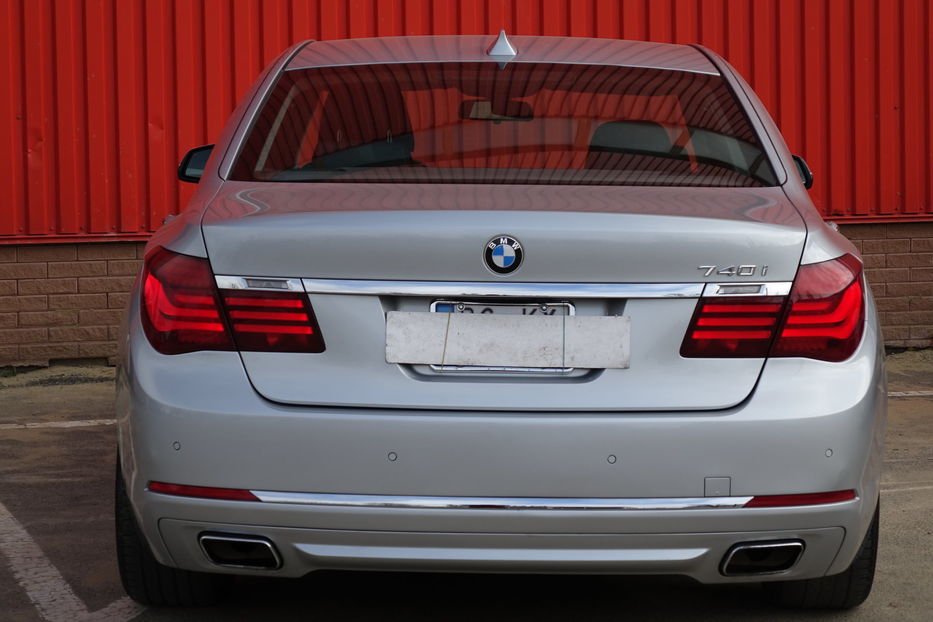 Продам BMW 740 2013 года в Одессе