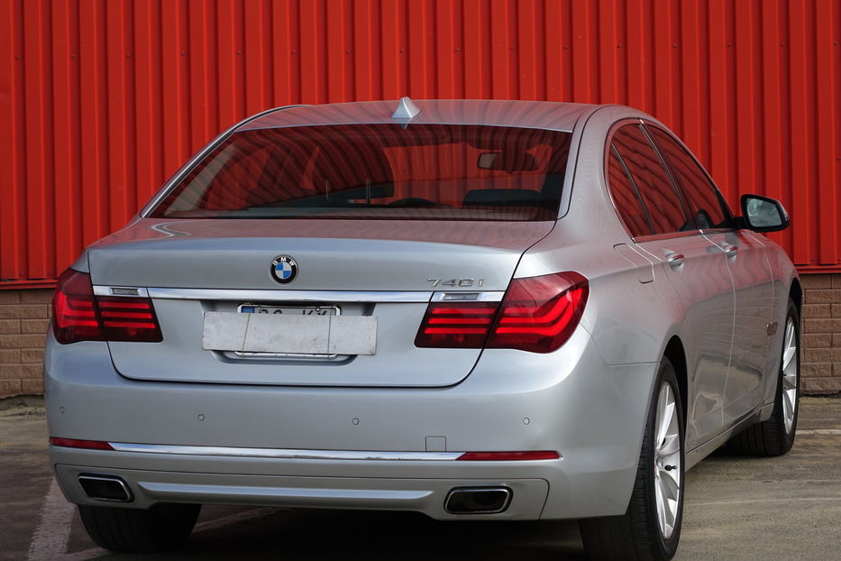 Продам BMW 740 2013 года в Одессе