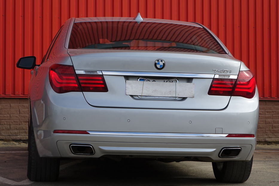 Продам BMW 740 2013 года в Одессе