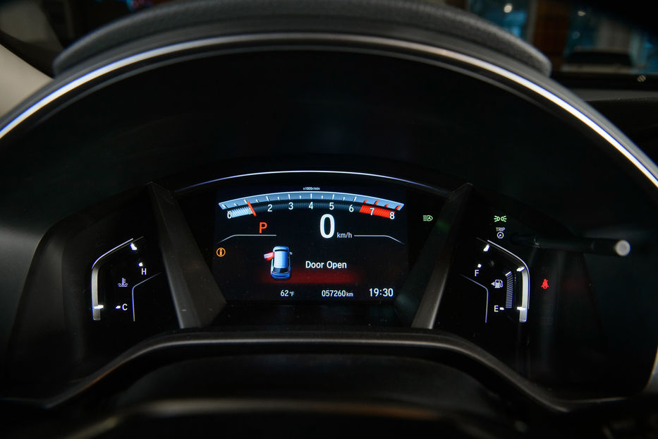 Продам Honda CR-V TOURING 2018 года в Одессе