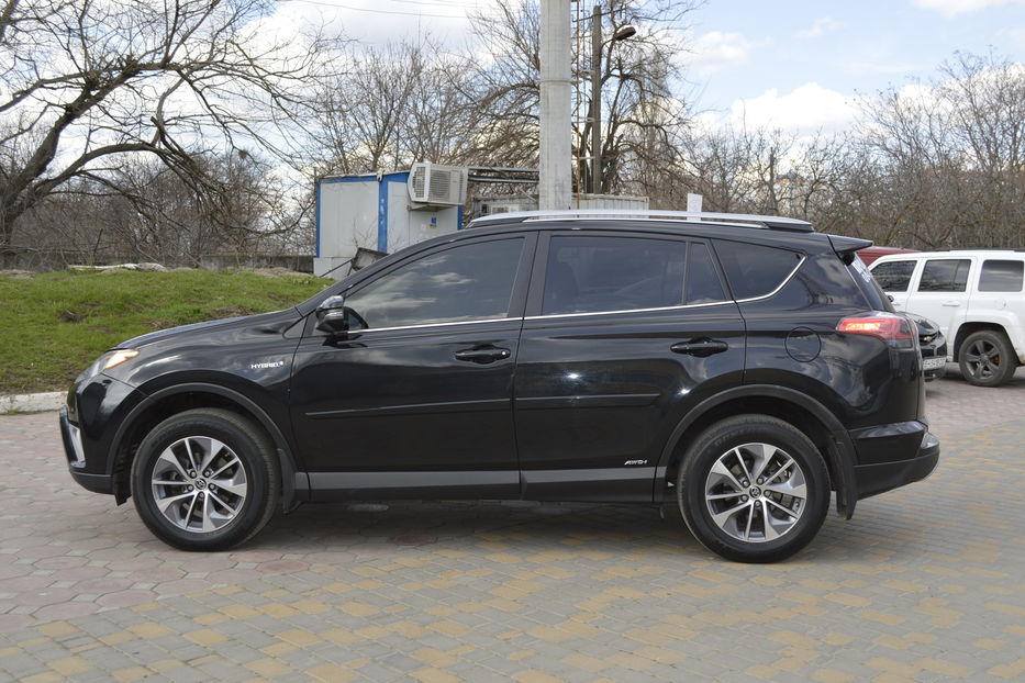 Продам Toyota Rav 4 HYBRID 2017 года в Одессе