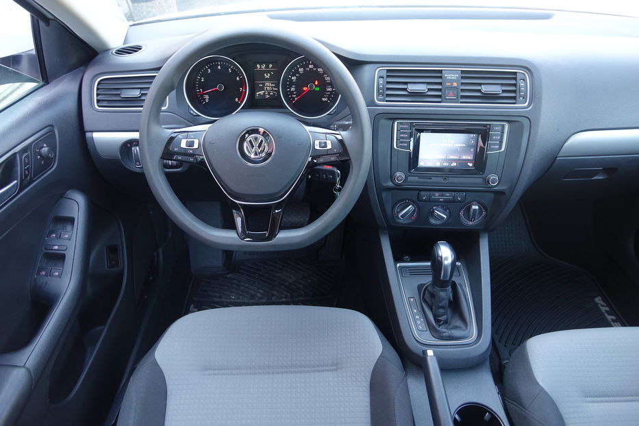 Продам Volkswagen Jetta 2018 года в Одессе