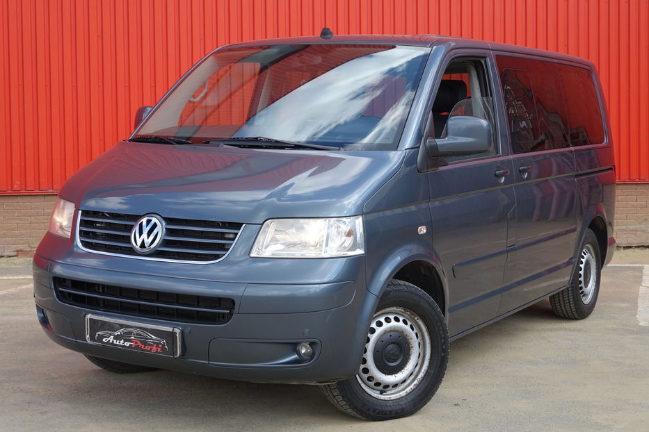 Продам Volkswagen T5 (Transporter) пасс. 2009 года в Одессе