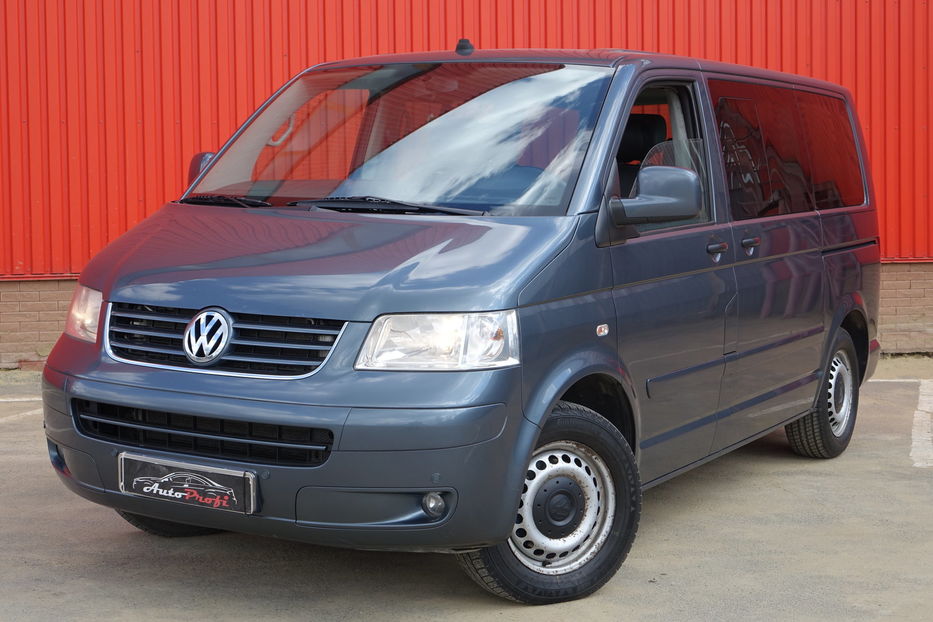 Продам Volkswagen T5 (Transporter) пасс. 2009 года в Одессе