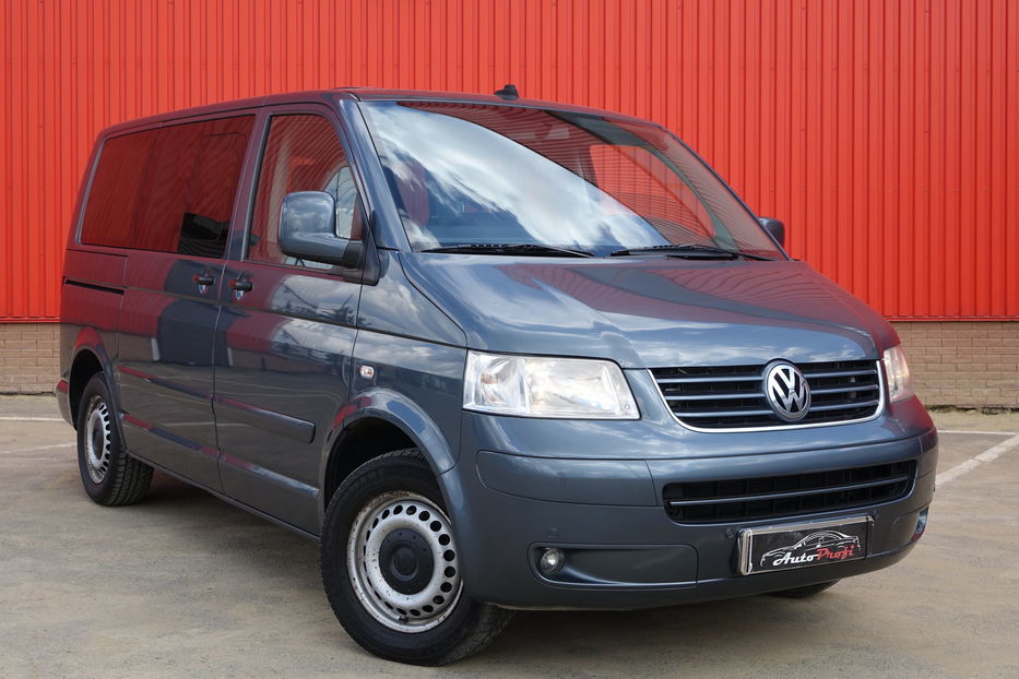 Продам Volkswagen T5 (Transporter) пасс. 2009 года в Одессе