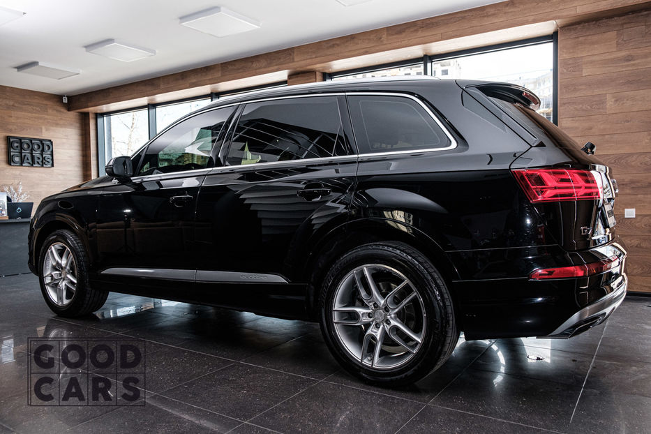 Продам Audi Q7 official  2016 года в Одессе