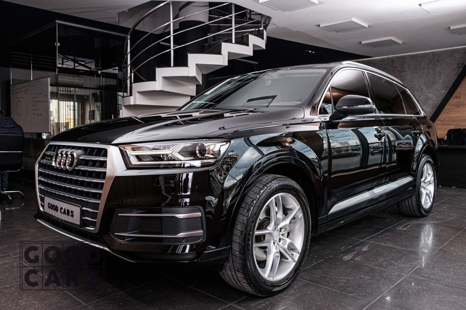 Продам Audi Q7 official  2016 года в Одессе