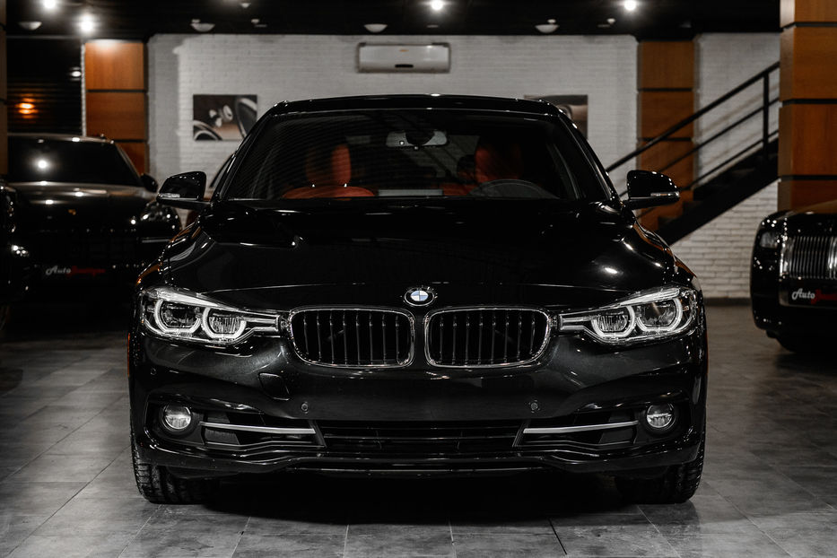 Продам BMW 330 I XDrive 2018 года в Одессе