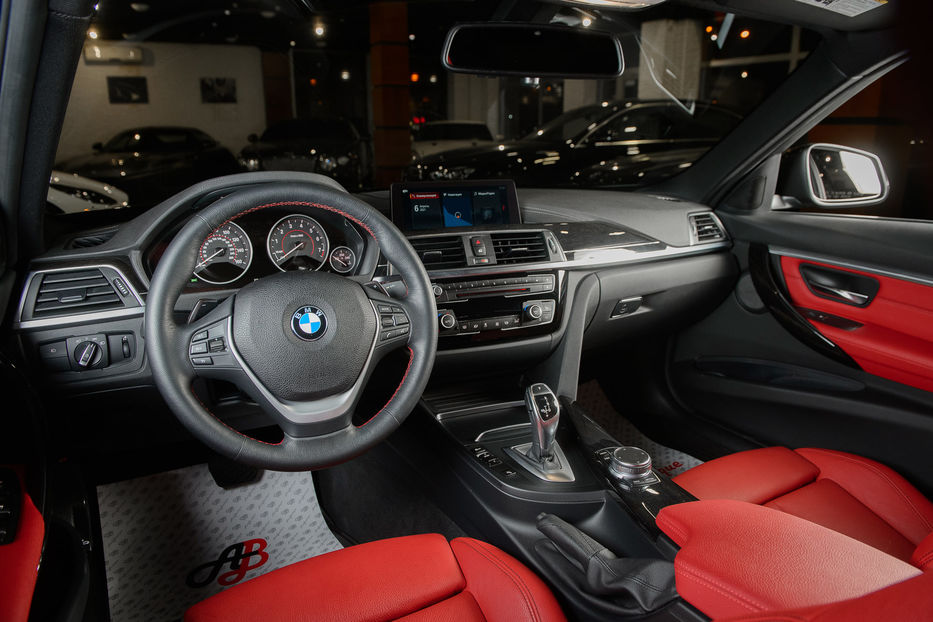 Продам BMW 330 I XDrive 2018 года в Одессе