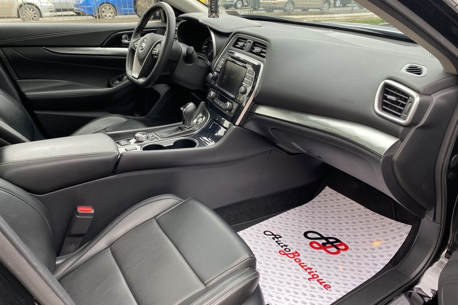 Продам Nissan Maxima SL 2019 года в Одессе