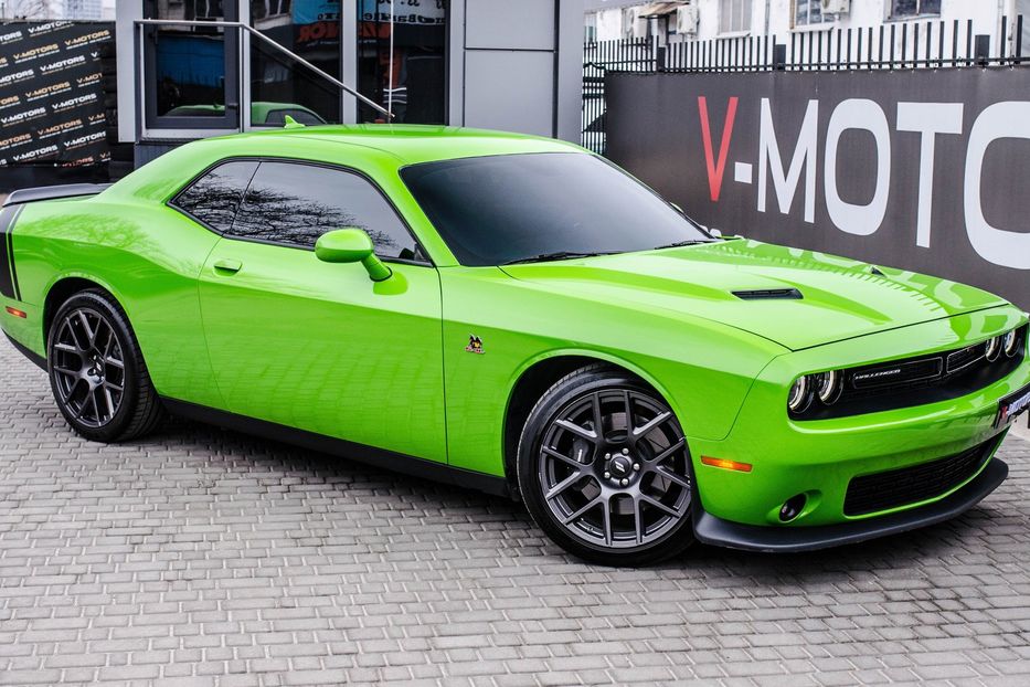 Продам Dodge Challenger R/T 6.4L 2017 года в Киеве