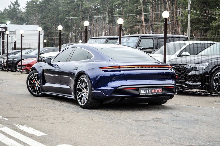 Продам Porsche Panamera Taycan 4 S 2020 года в Киеве