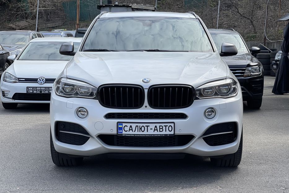 Продам BMW X5 M 50D 2016 года в Киеве